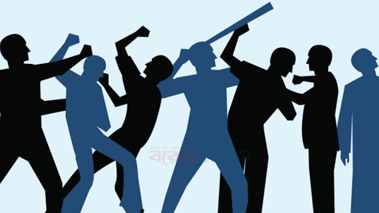 বাগমারায় জামায়াত প্রার্থীর পক্ষে কথা বলায় আওয়ামী লীগ নেতাদের ওপর হামলা, ভাঙচুর