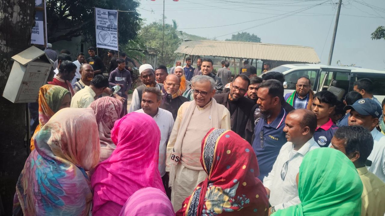 দিন যত গড়াচ্ছে, ততই বিএনপিমুখী রাজশাহী-১ আসনের বরেন্দ্র অঞ্চলের ভোটাররা